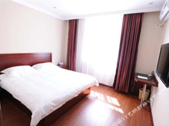 Фото GreenTree Inn Haerbin Railyway Station Express Hotel