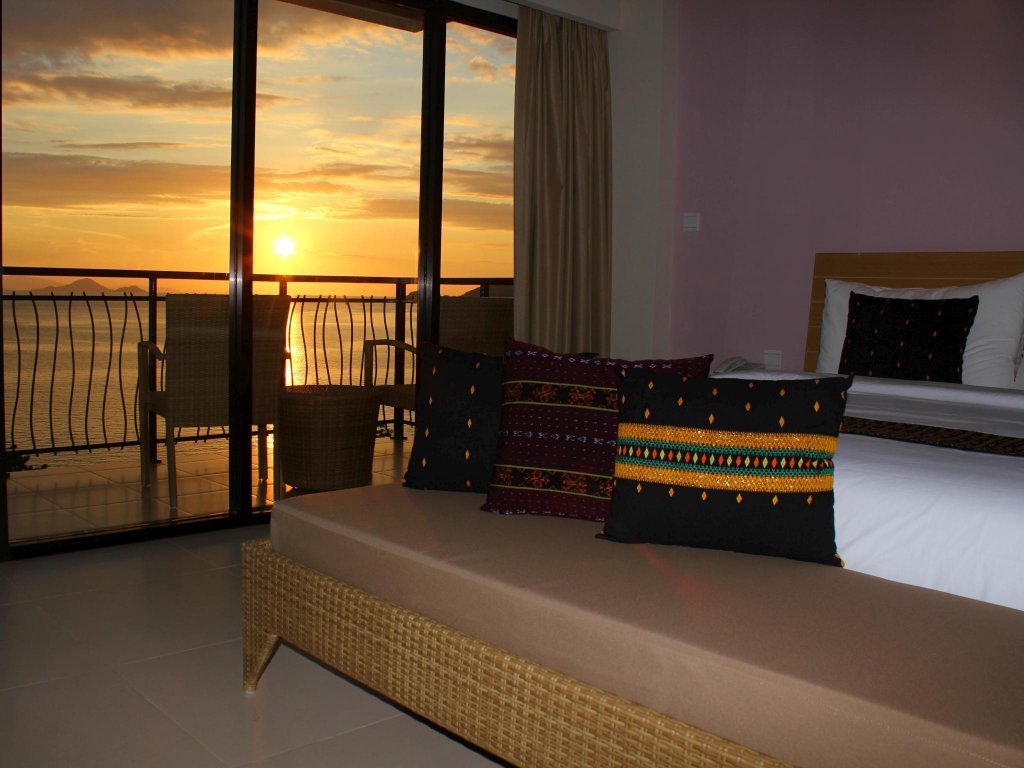 Фото Laprima Hotel Flores