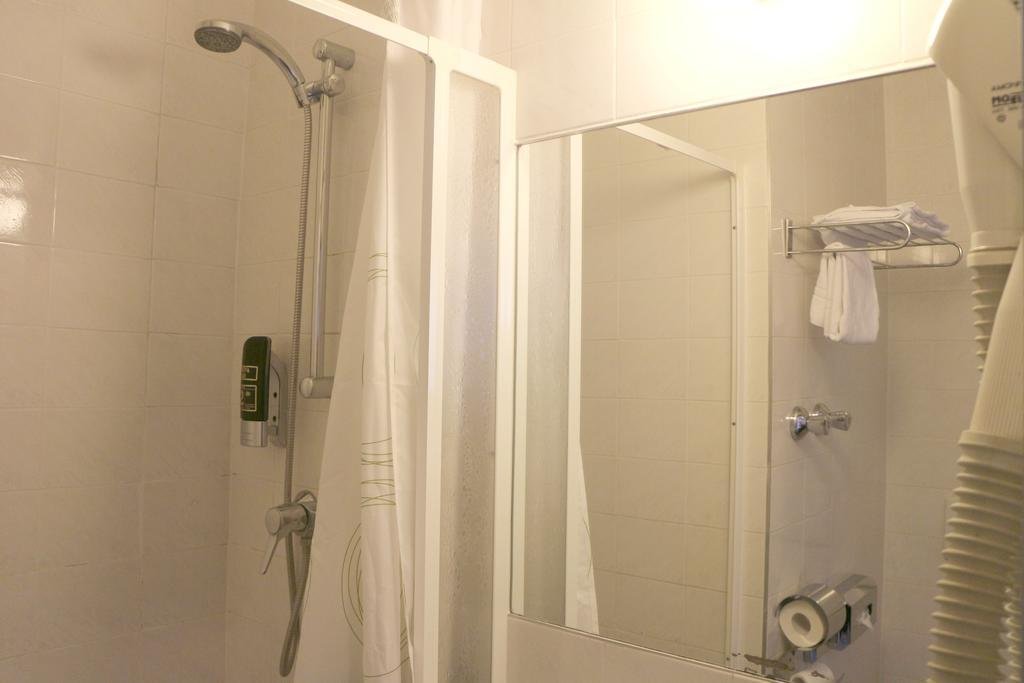 Фото Hotel Carina Vienna