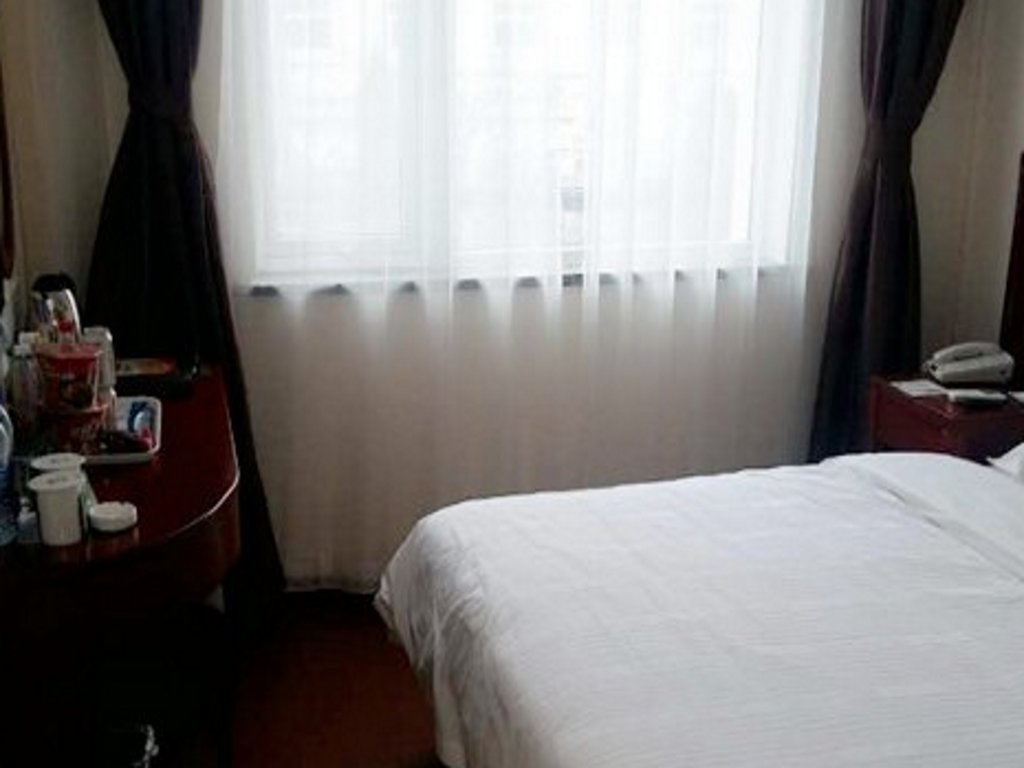 Фото GreenTree Inn Yanjiao Haiyou Street Yanchang Road Express Hotel