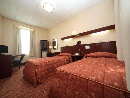 Фото Bristol Hotel