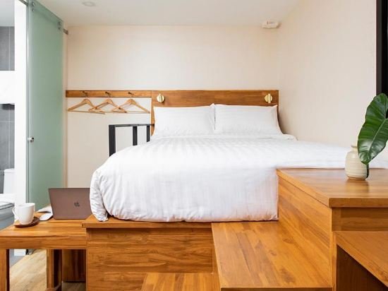 Фото Sukhon Hotel