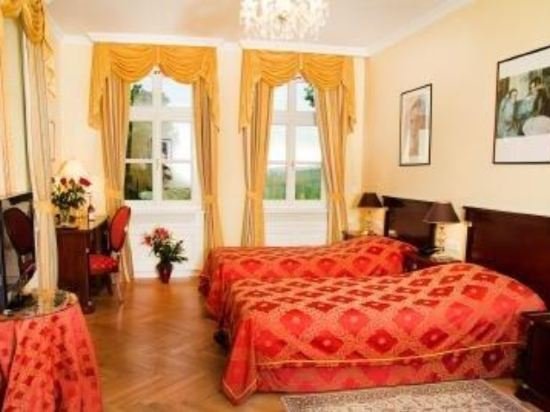 Фото Grof Degenfeld Castle Hotel