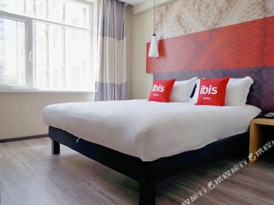 Фото Ibis Jiayuguan Railway Station Hotel