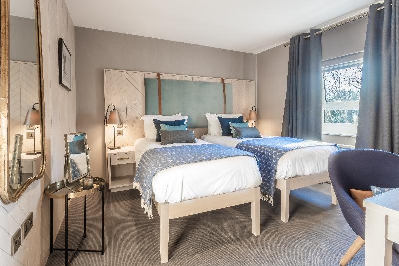 Фото Palm Court Hotel