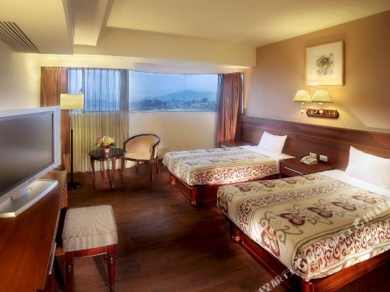 Фото Cheng Pao Hotel