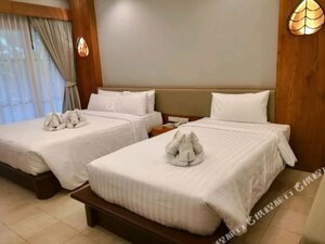 отель Thai House Beach Resort