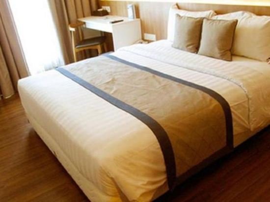 Фото Hotel 61 Medan