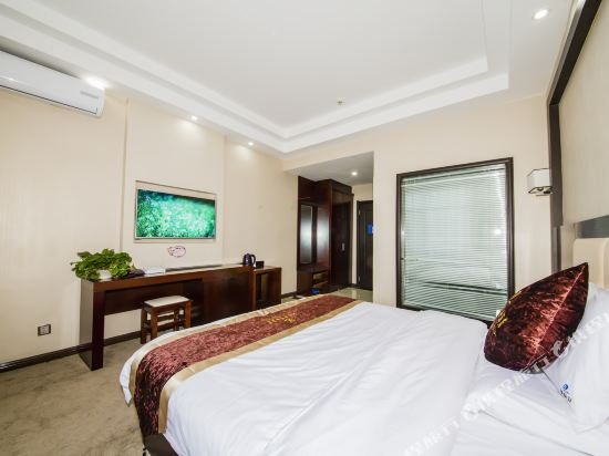 Фото Ibis Jiayuguan Railway Station Hotel