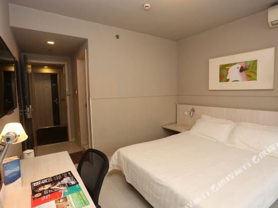 Фото Jinjiang Inn Chendu Sport University