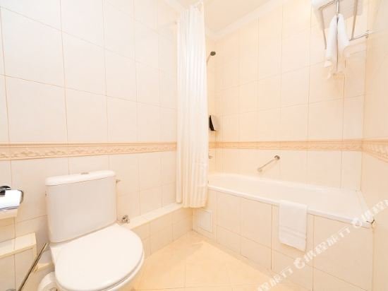 Фото Rixwell Gertrude Hotel