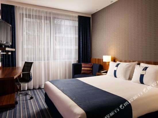 Фото Holiday Inn Express Amsterdam - South, an Ihg Hotel