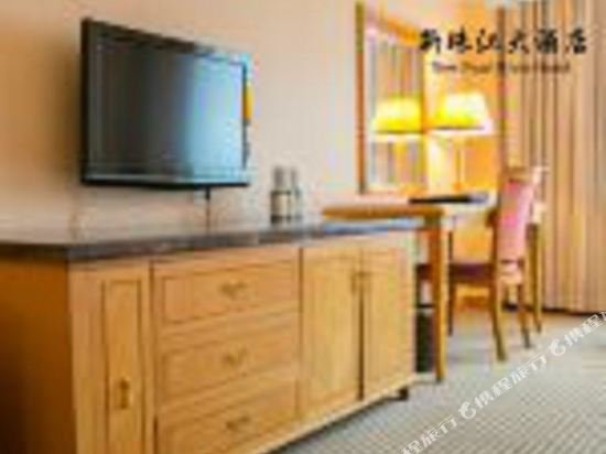 Фото New Pearl River Hotel