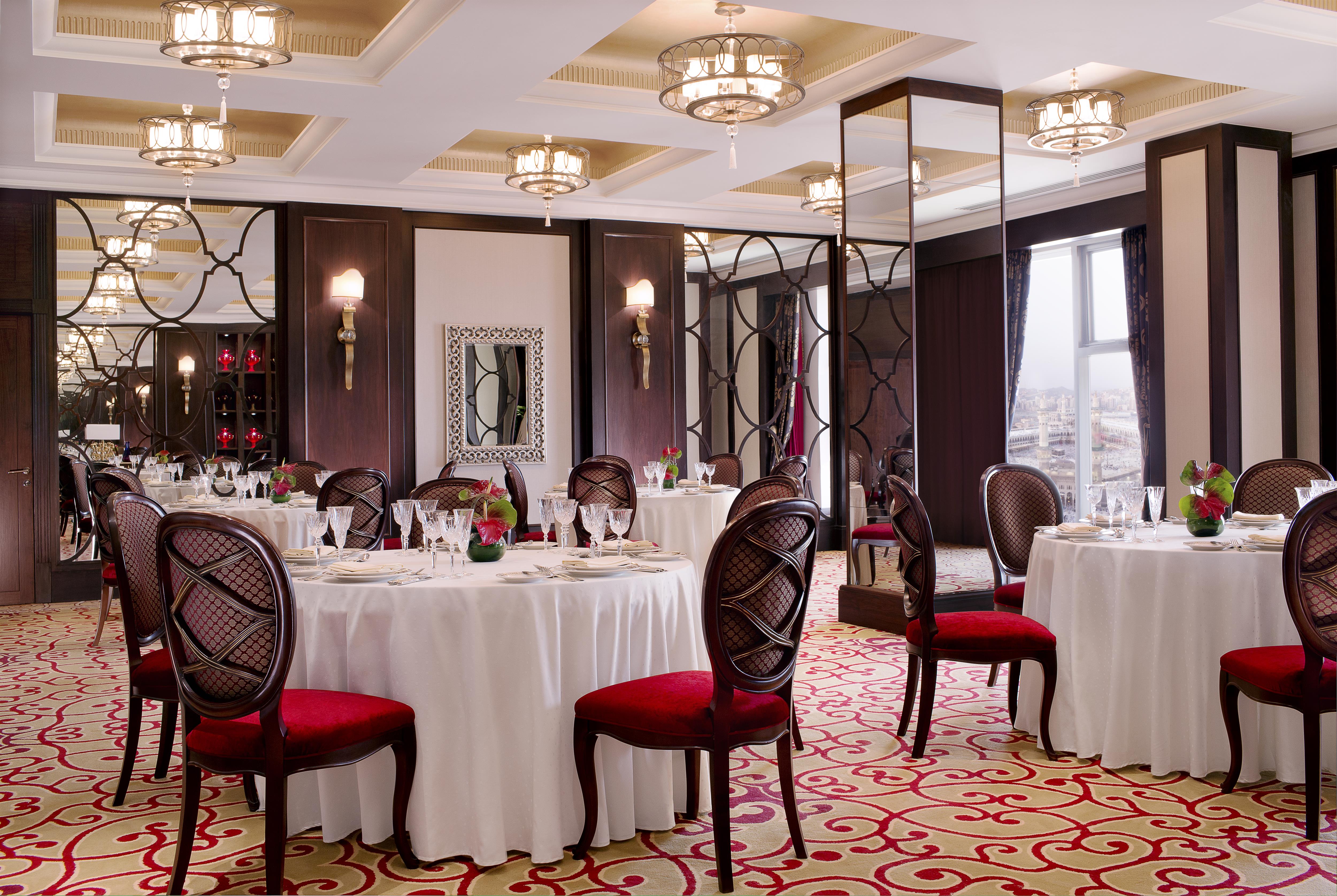 Фото Makkah Clock Royal Tower A Fairmont Hotel