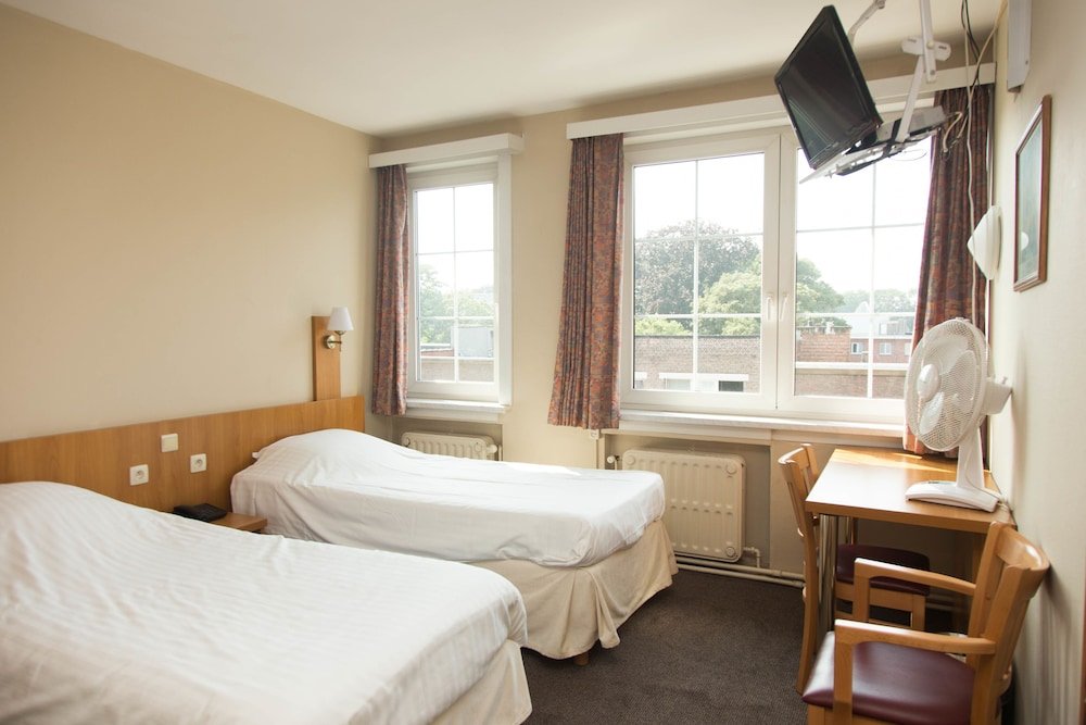 Фото Hotel Bristol International