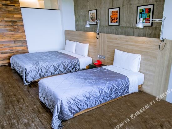 Фото El Puerto Hotel