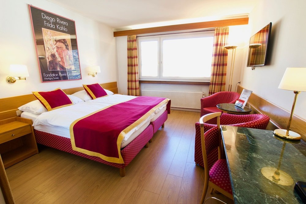 Фото Hôtel du Rhone