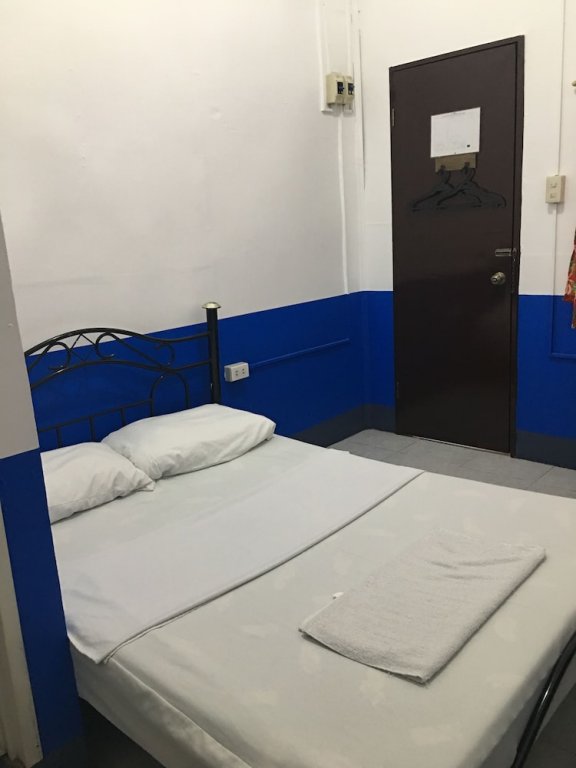 Фото Mimi's Travelers Suites