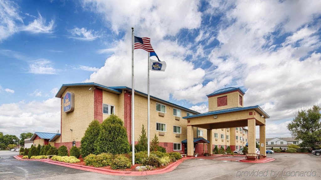 Фото отеля 1