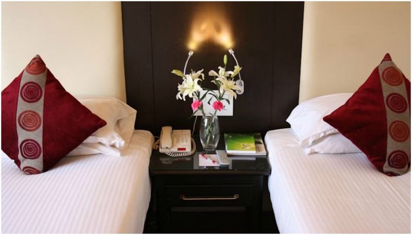 Фото Ramee Guestline Hotel Juhu