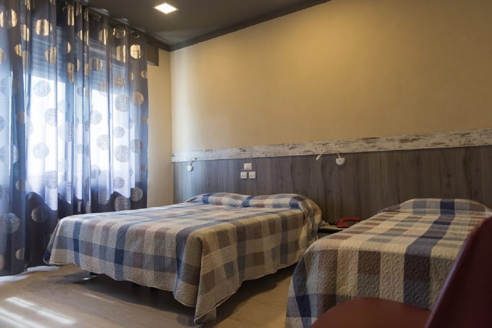 Фото Hotel Royal