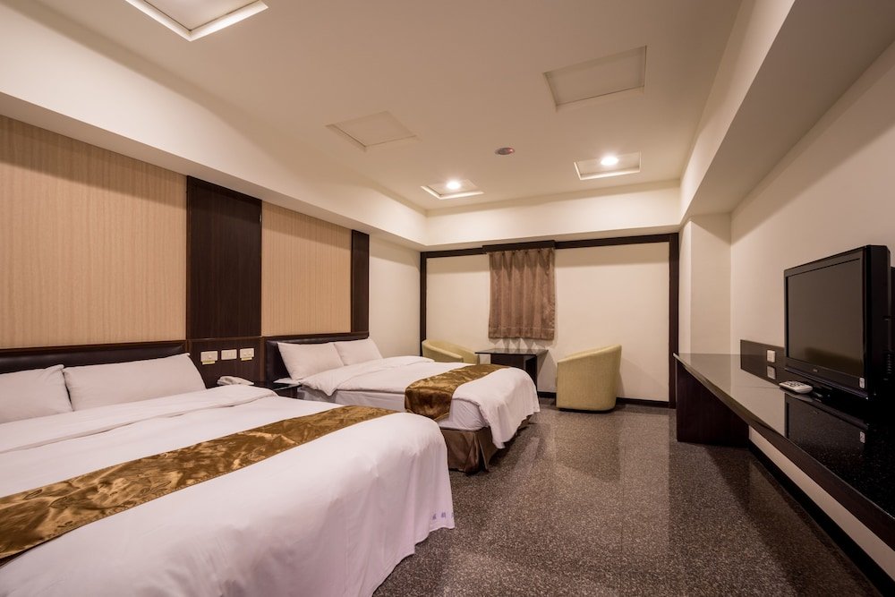 Фото Regal International Hotel