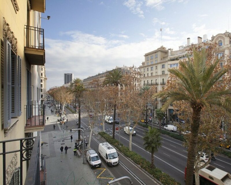 Гостиница Opening Doors Aribau в Барселоне