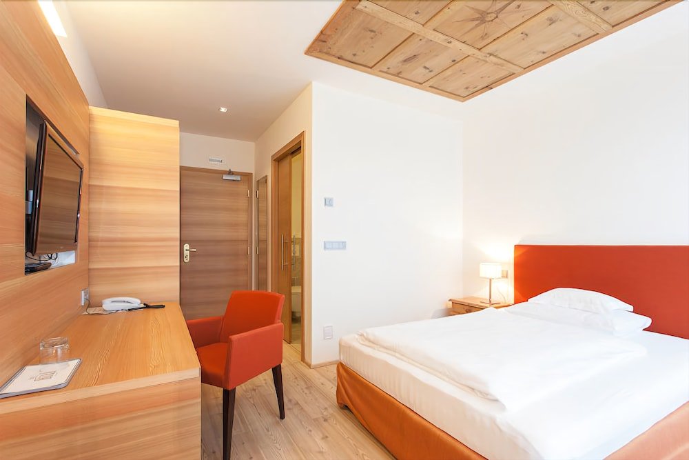 Фото Hotel Heubad