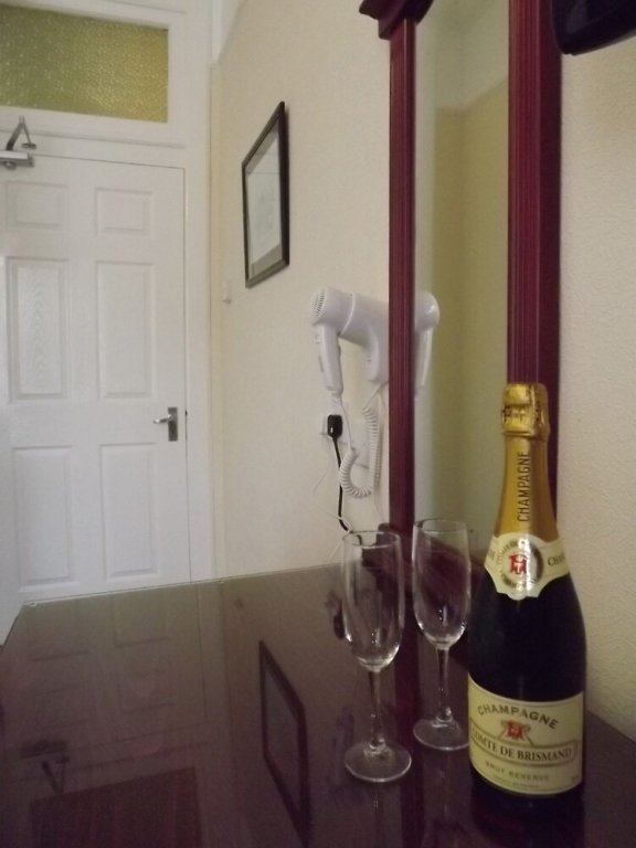 Фото The Palace Hotel