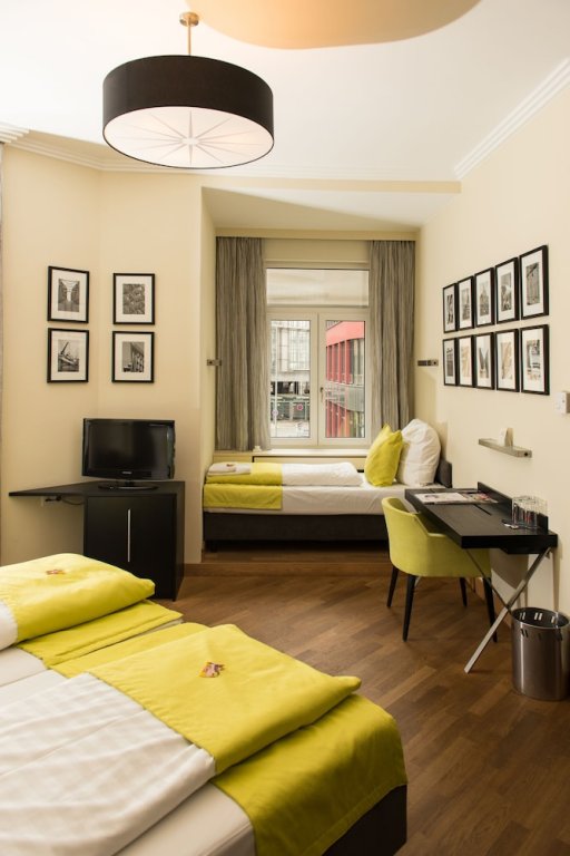 Фото Hotel Hamburger Hof