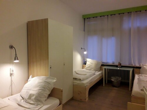 Гостиница Gaestehaus Kaiserpassage - Hostel в Бадене-Вюртемберге