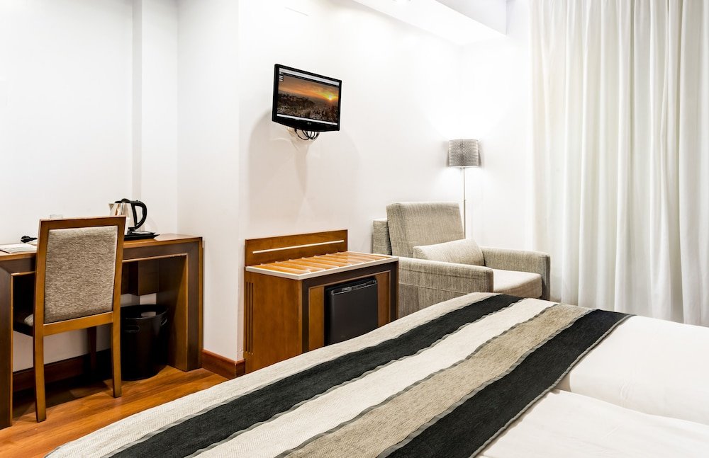 Фото Monjas Del Carmen Hotel