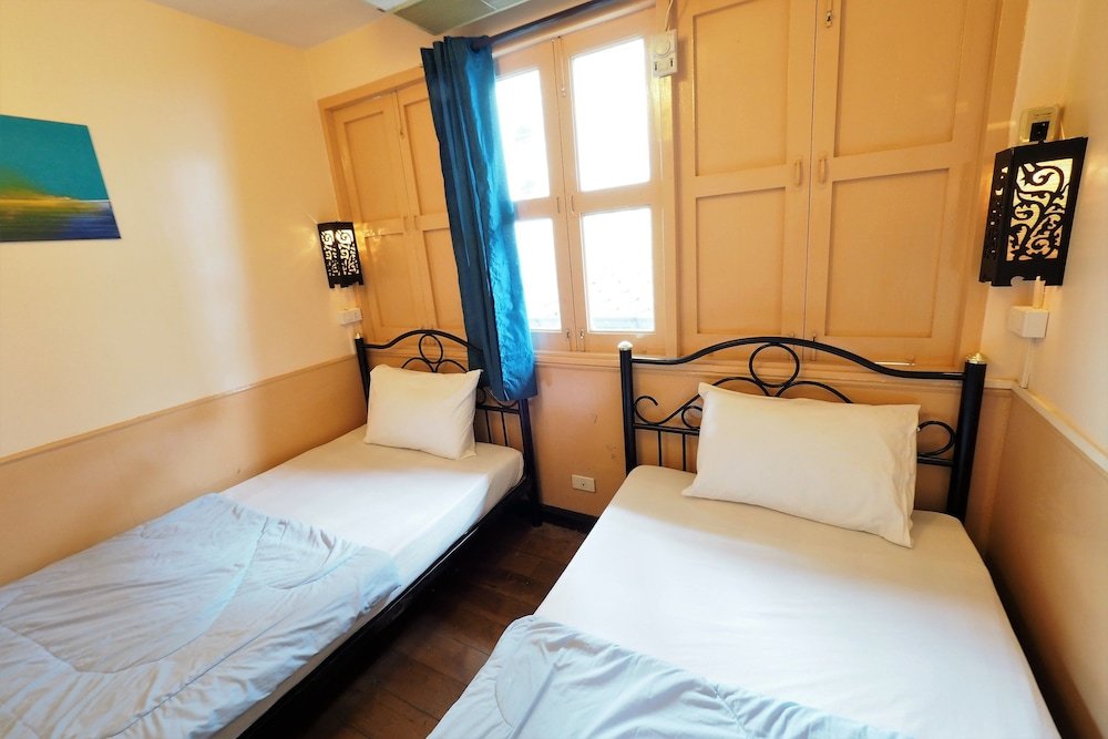 Фото Khaosan Green House Hotel