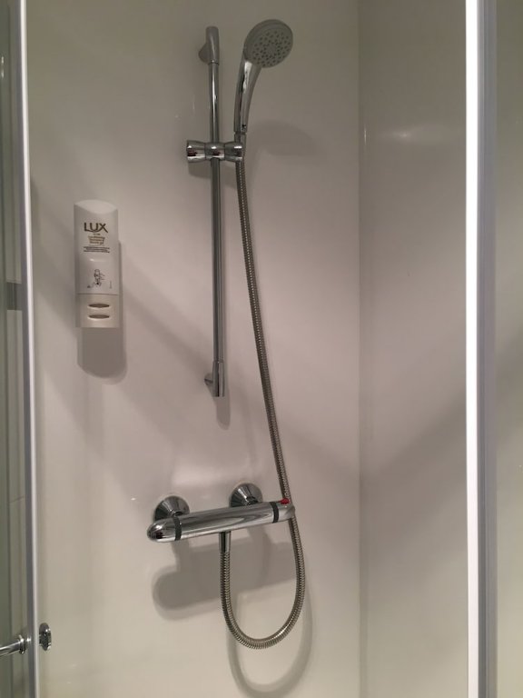 Фото The Chestnuts Guest House