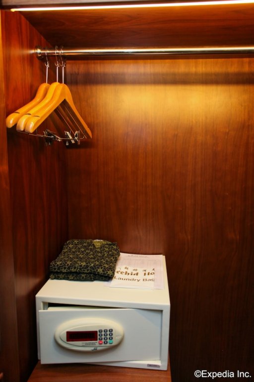 Фото Orchid Hotel