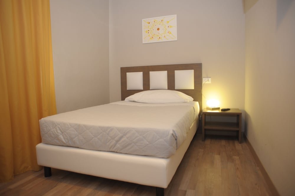 Фото Gg8 Restaurant & Hotel