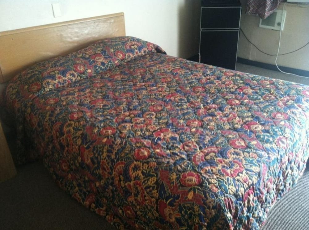 Фото Loma Alta Motel