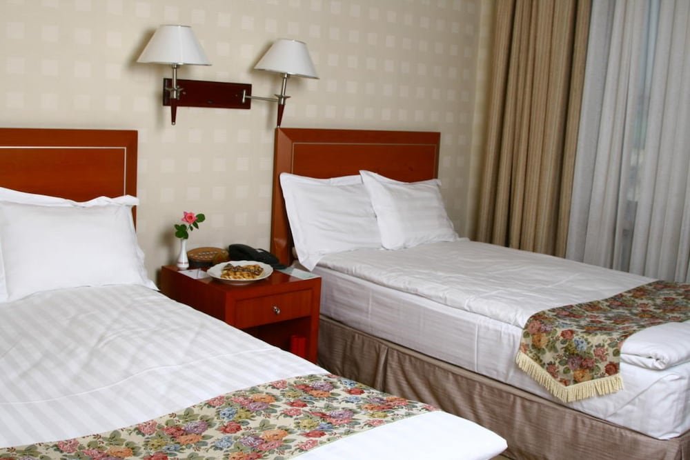 Фото Ulaanbaatar Hotel