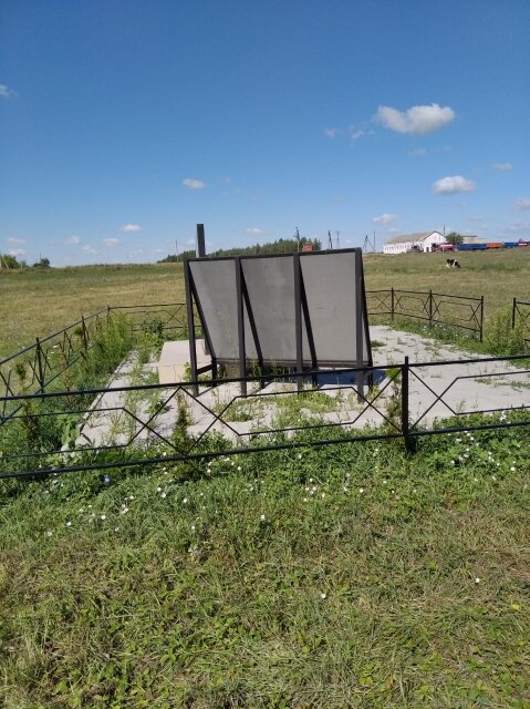 نصب تذكاري للحرب، مقبرة جماعية Воинам, павшим в годы Великой Отечественной войны ، مقاطعة تامبوف، صورة