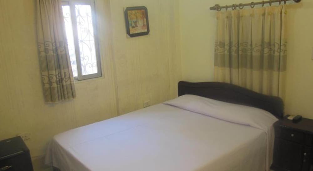 Фото Camellia 6 Hotel