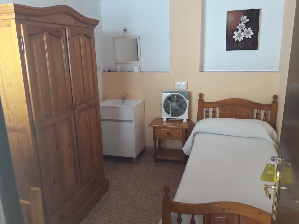 Фото Pensión Ronda Sol