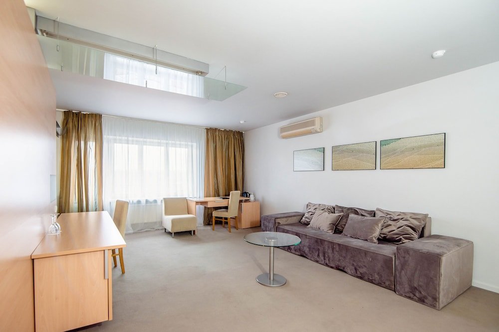 Фото Navalis Hotel