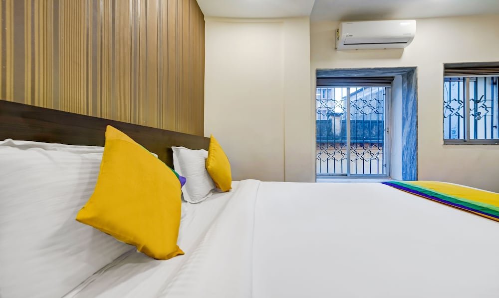 Фото Itsy by Treebo - Neeranand Plaza