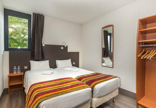 Гостиница Brit Hotel Chambery в Шамбери