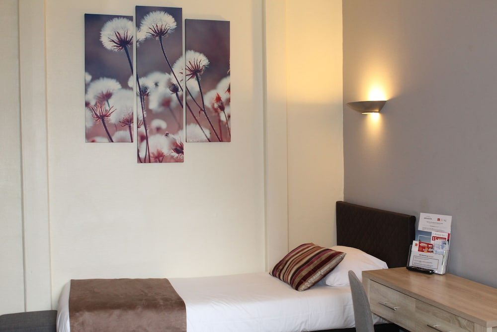 Фото Hotel Bellevue