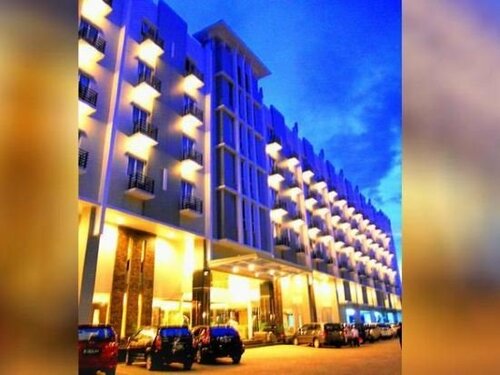 Гостиница Orchardz Hotel Ayani в Провинции Западный Калимантан