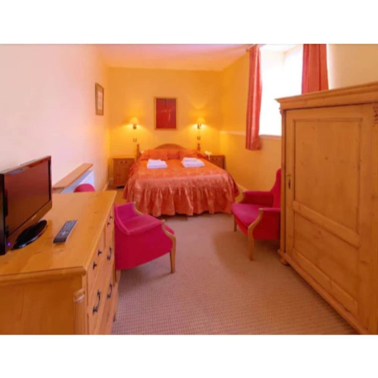 Фото Wynnstay Hotel