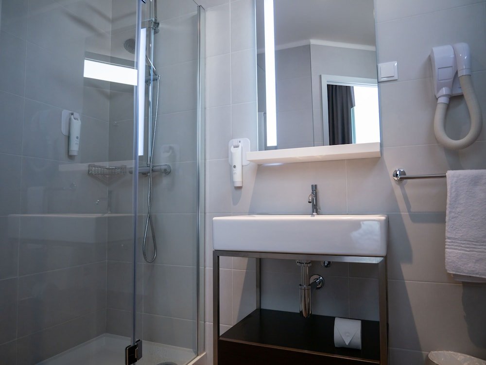 Фото EasyHotel Lisbon