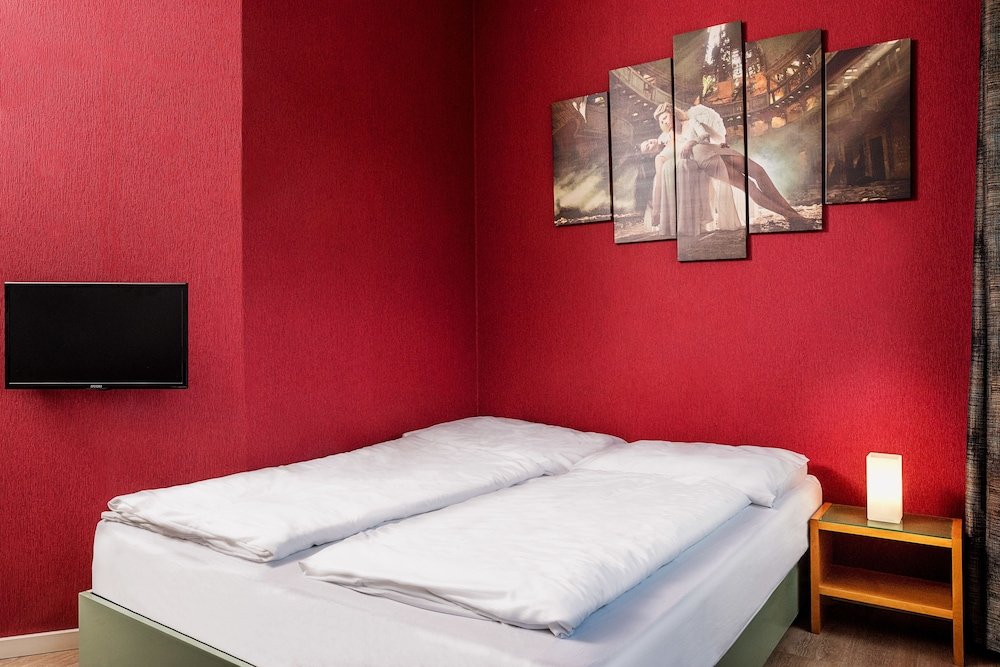 Фото Hotel SleepInn Volkspark - Adult Only