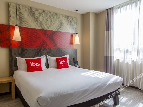 Фото Ibis Lanzhou Customs House Hotel